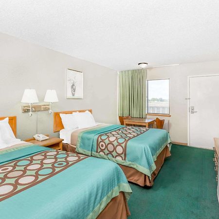 Budgetel Inn & Suites Butler Exterior foto